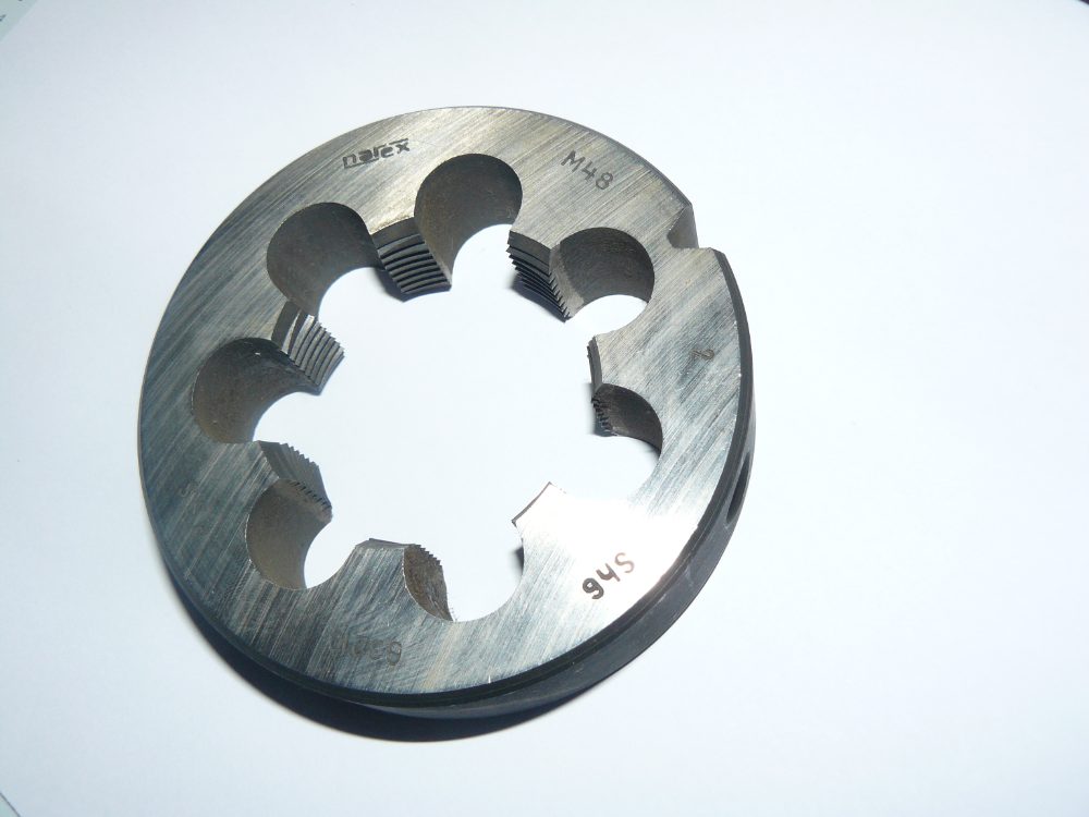 OČKO ZÁVITOVÉ ČSN 223210  M 48x2   HSS - NAREX ČR (NOVÉ)