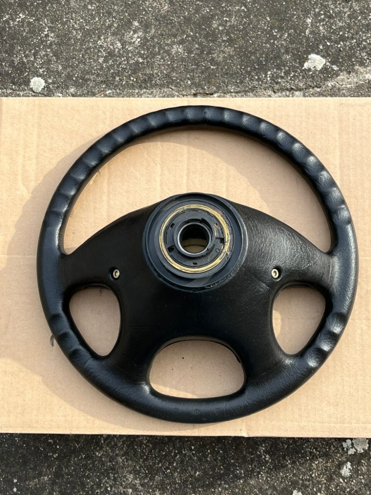 Čtyřramenný volant Škoda FELICIA