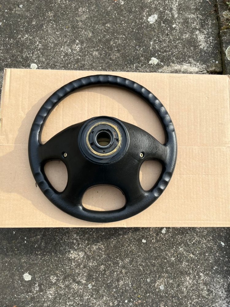 Čtyřramenný volant Škoda FELICIA