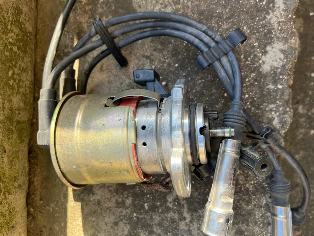 Rozdělovač FELICIA OCTAVIA 1.6 MPi