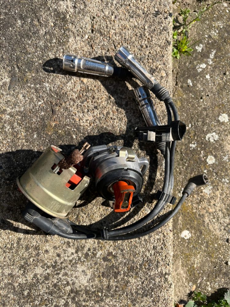 Rozdělovač FELICIA OCTAVIA 1.6 MPi Rozdělovač FELICIA OCTAVIA 1.6 MPi