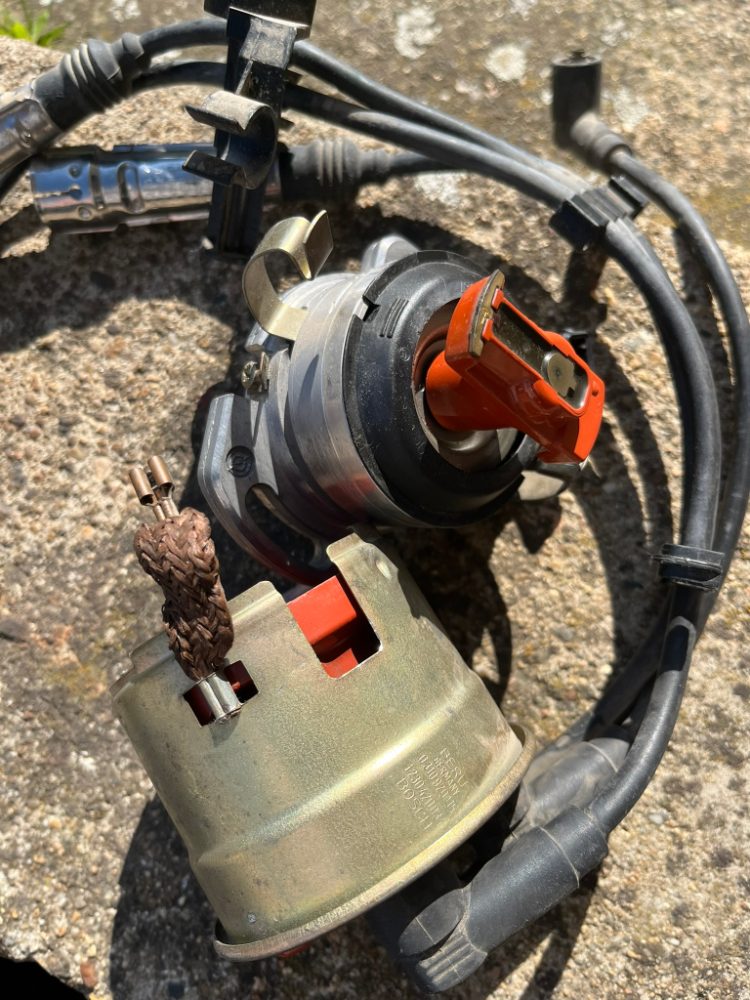 Rozdělovač FELICIA OCTAVIA 1.6 MPi Rozdělovač FELICIA OCTAVIA 1.6 MPi