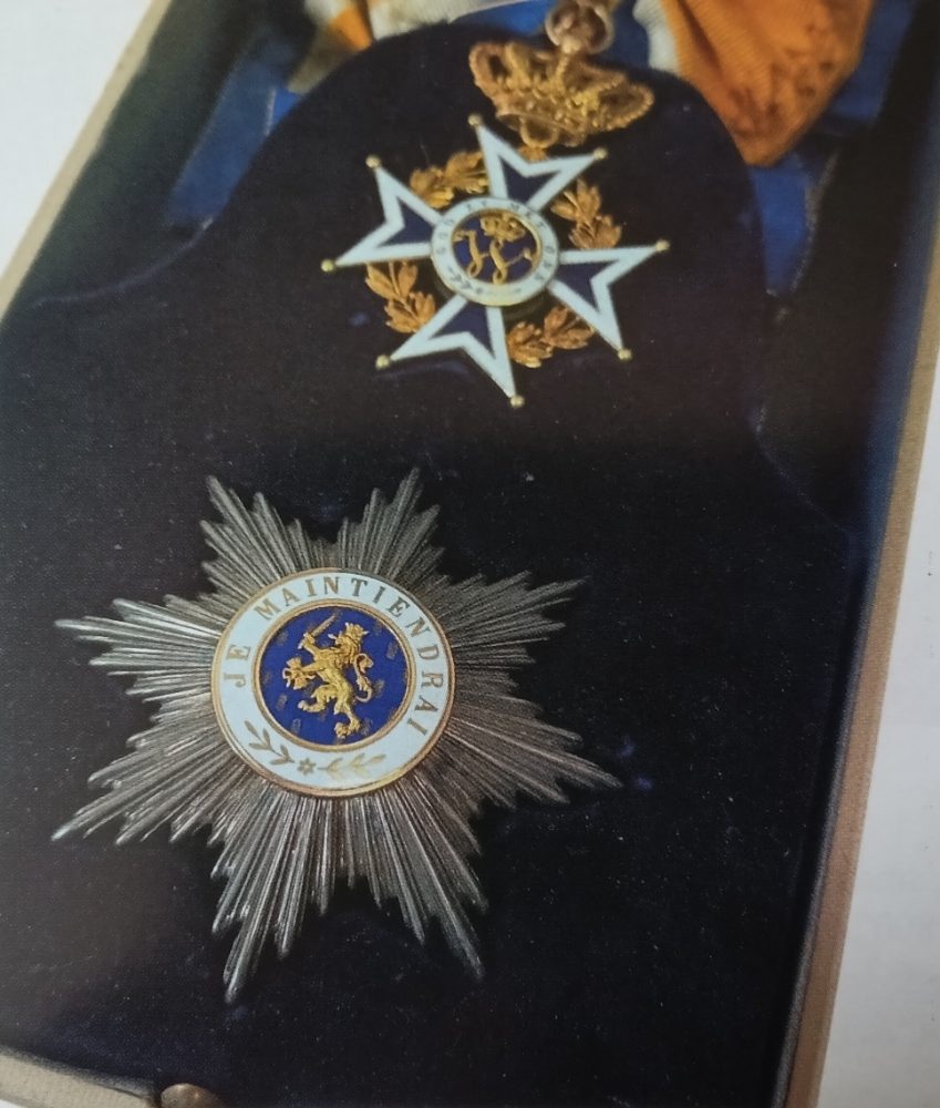 Faleristický materiál odkoupím hotově za katalogové ceny