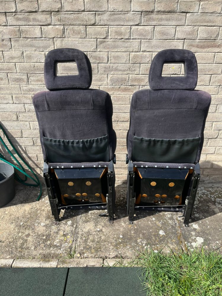 Sedadla ŠKODA FAVORIT GLX - sada