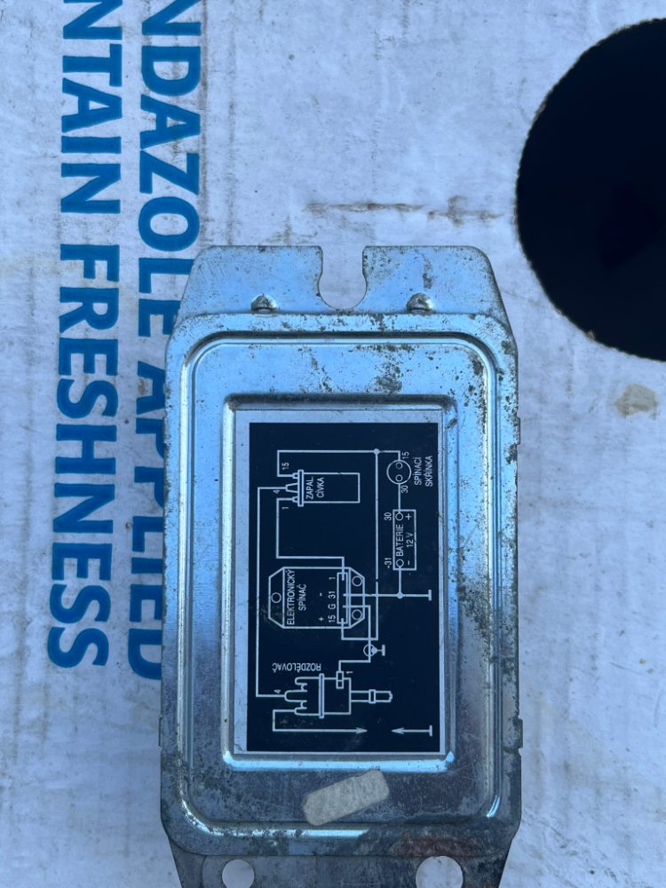 Zapalování a pojistkovka FAVORIT - FORMAN Zapalování a pojistkovka FAVORIT - FORMAN