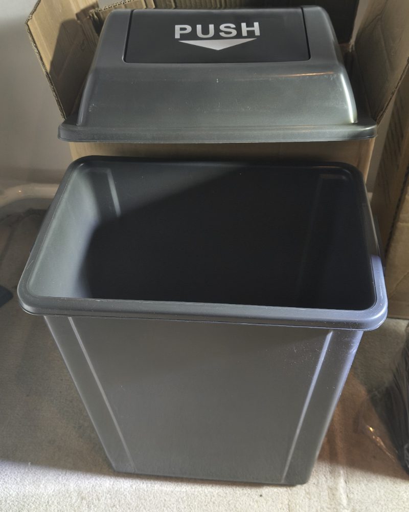 NOVÉ Odpadkové koše