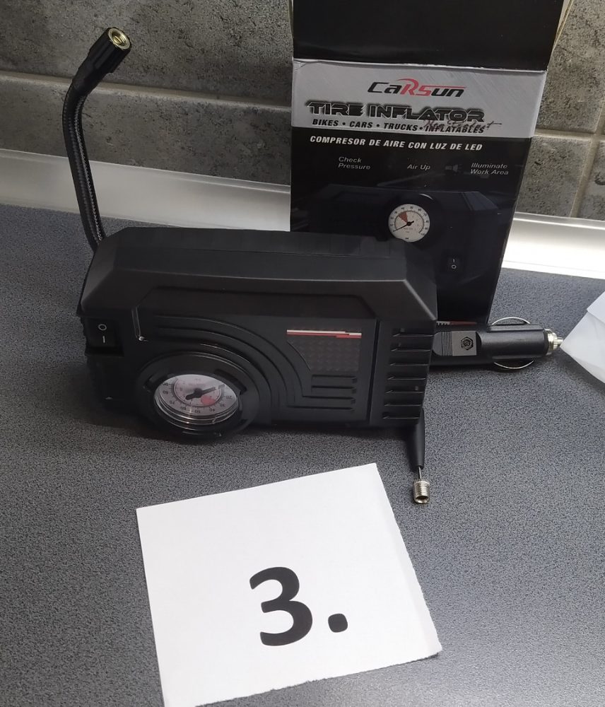 NOVÉ Digitální kompresory pro nafukování pneu atd.