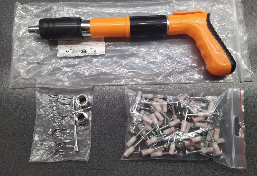 NOVÁ Mini ocelová hřebíkovačka + 50 hrotů