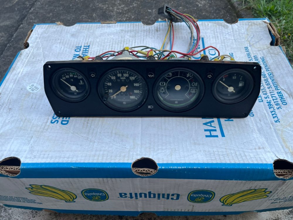 Přístrojovka ŠKODA 105 120 125