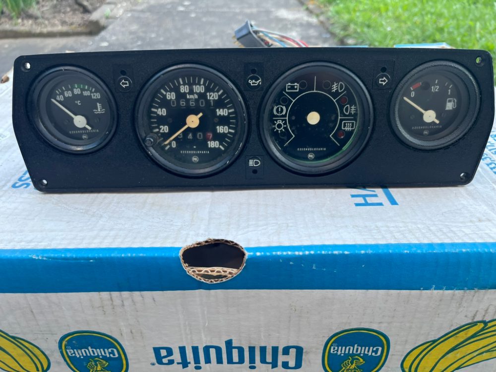 Přístrojovka ŠKODA 105 120 125