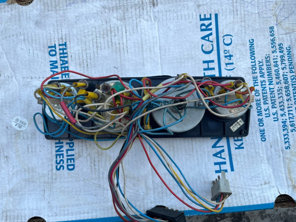 Přístrojovka ŠKODA 105 120 125