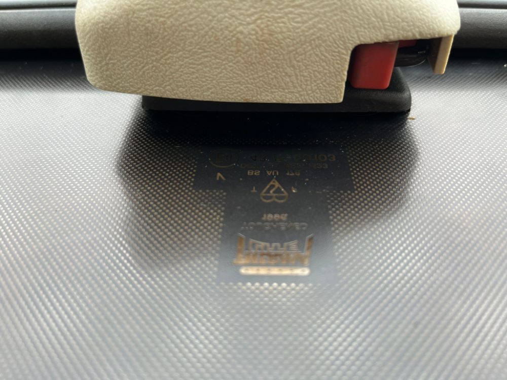 Výklopné střešní okno BRITAX