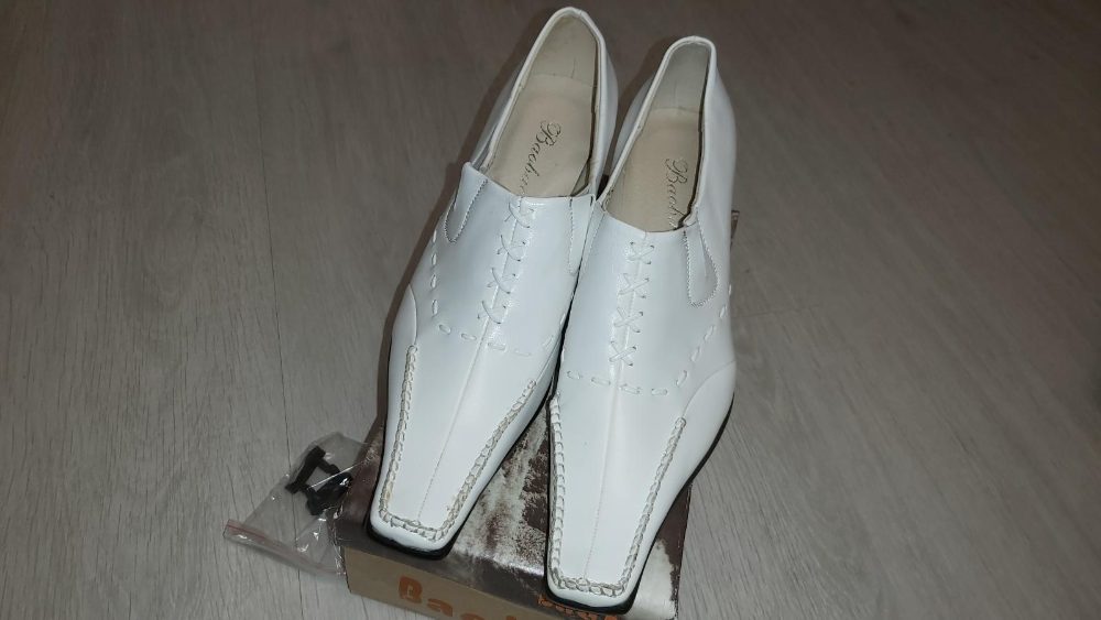 NOVÁ Dámská obuv Bao a Koala - různé velikosti NOVÁ Dámská obuv Bao a Koala - různé velikosti