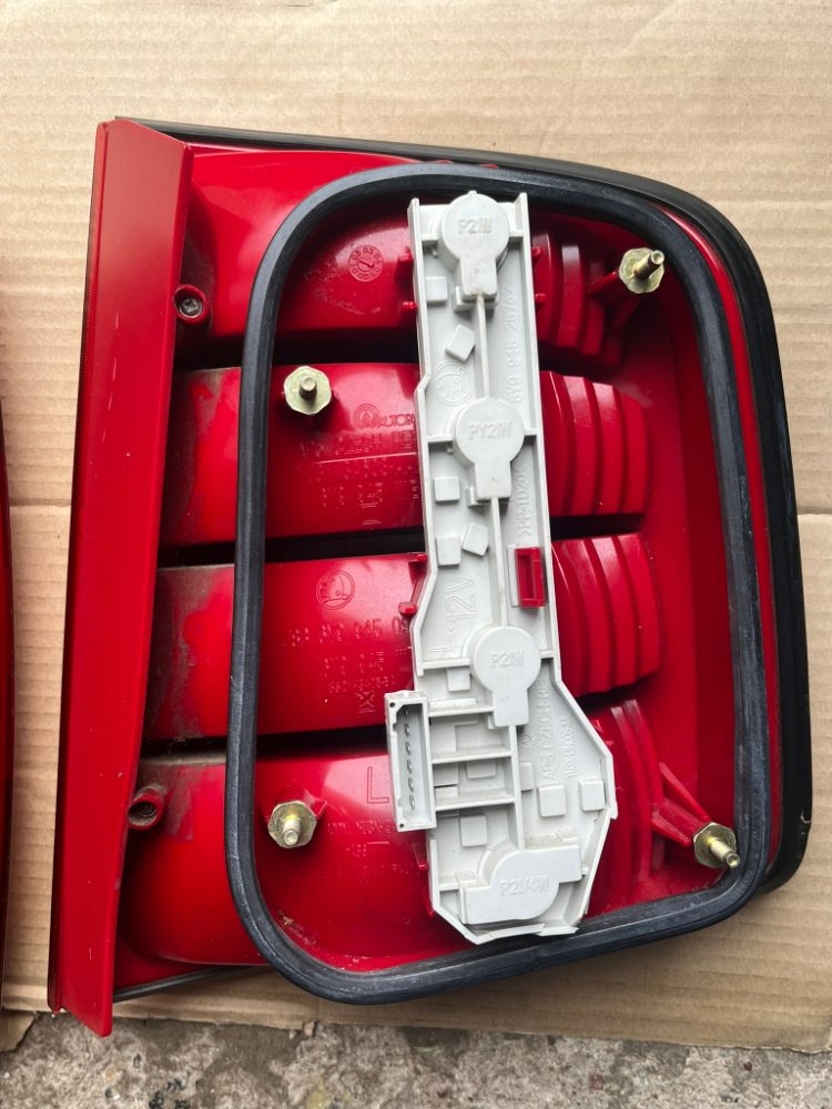 Zadní světla ŠKODA FABIA kombi - sedan