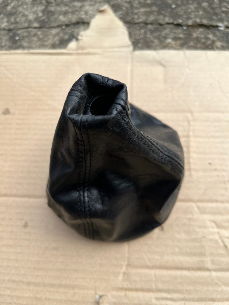 Box středového tunelu ŠKODA FELICIA