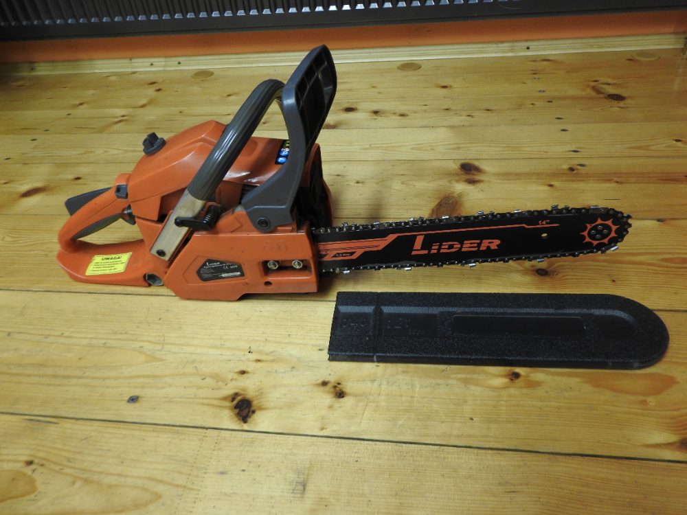 Motorová benzínová řetězová pila Lider AO 4014