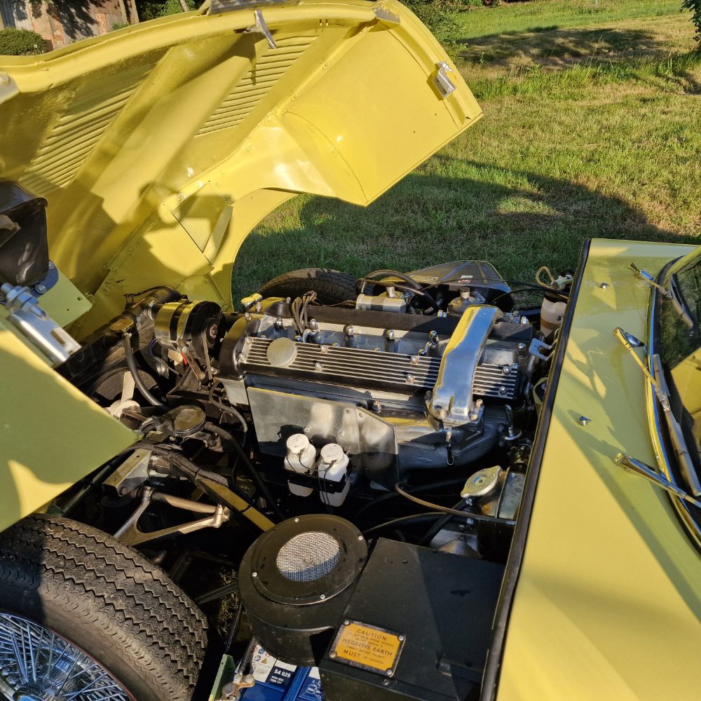 Jaguar E-Type 1.5 Série 4,2 2+2 rv.1968 po Renovaci