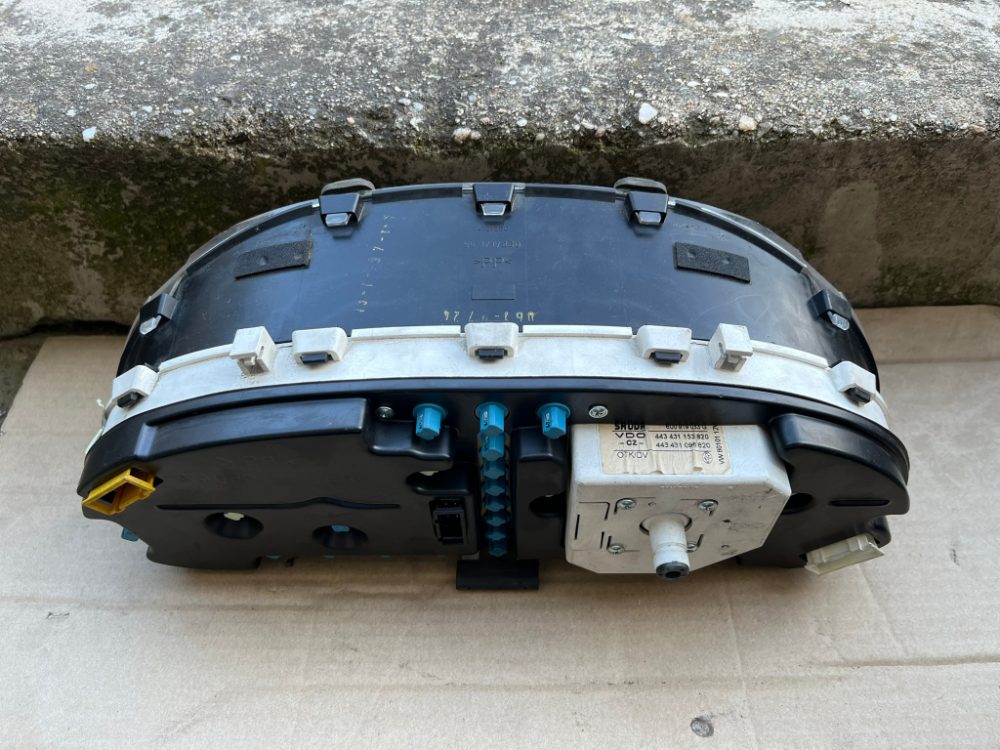 Přístrojovka otáčkoměr ŠKODA FELICIA 1.3