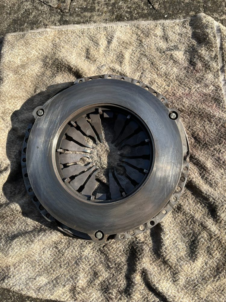 Zánovní spojka OCTAVIA TDI - LUK