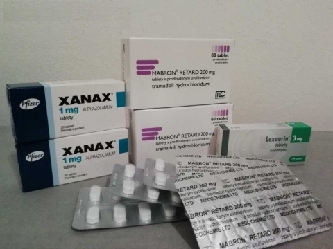 Originální l éky k dispozici v uzavřených baleních W hatsApp: +420739416647