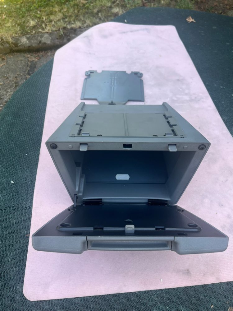 Box středového tunelu ŠKODA FELICIA - originál