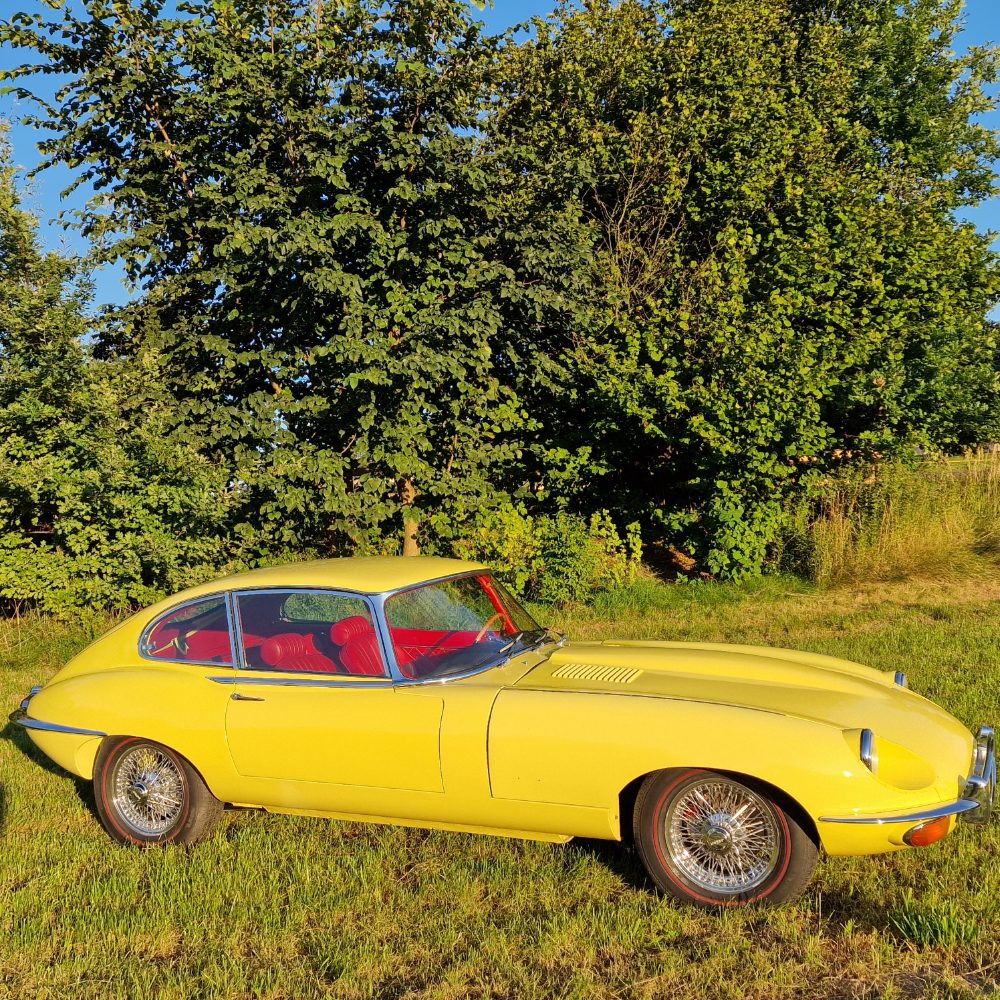 Jaguar E-Type 1.5 Série 4,2 2+2 rv.1968 po Renovaci Jaguar E-Type 1.5 Série 4,2 2+2 rv.1968 po Renovaci