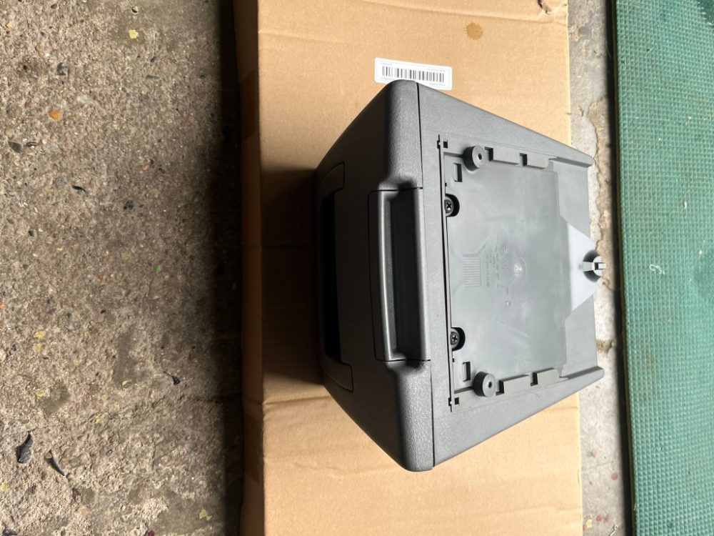 Box středového tunelu ŠKODA FELICIA - originál Box středového tunelu ŠKODA FELICIA - originál