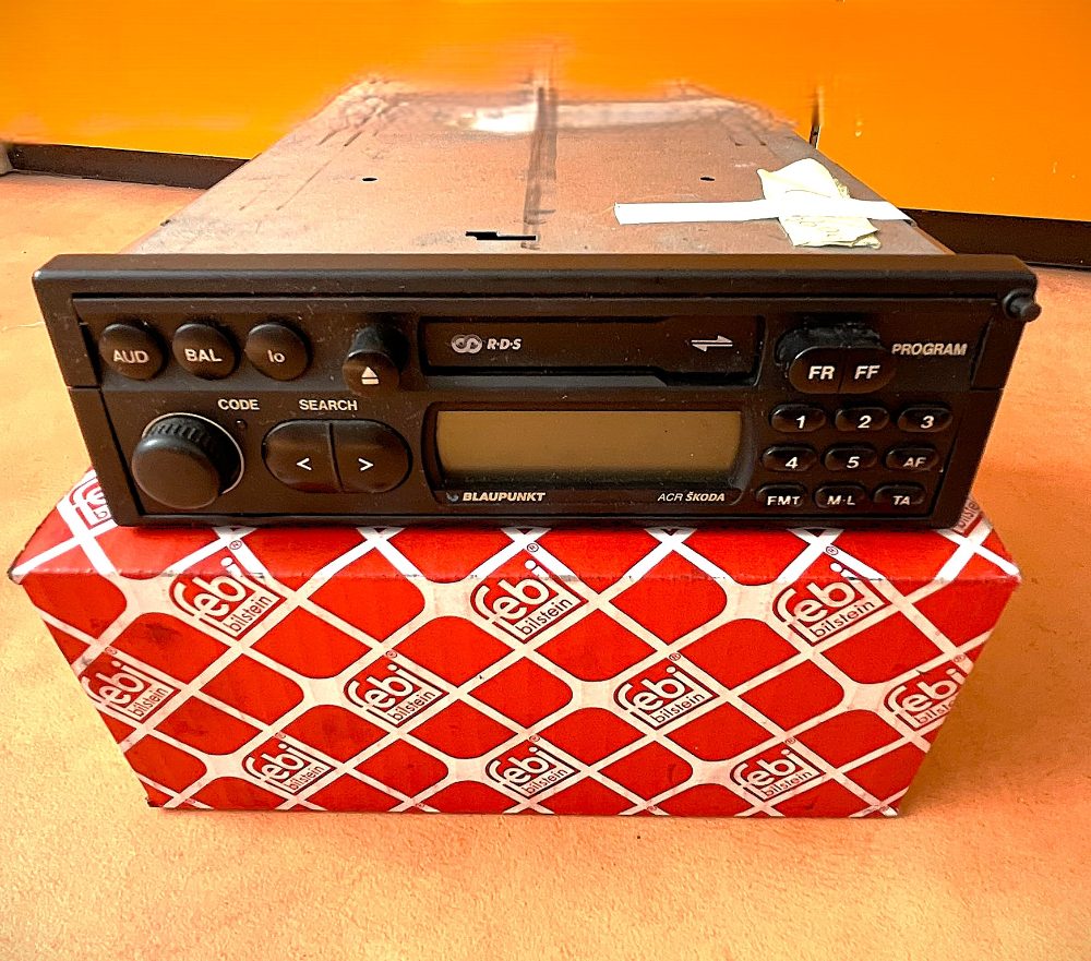 Originální autorádio BLAUPUNKT ACR ŠKODA - plně funkční