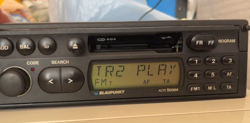 Originální autorádio BLAUPUNKT ACR ŠKODA - plně funkční Originální autorádio BLAUPUNKT ACR ŠKODA - plně funkční