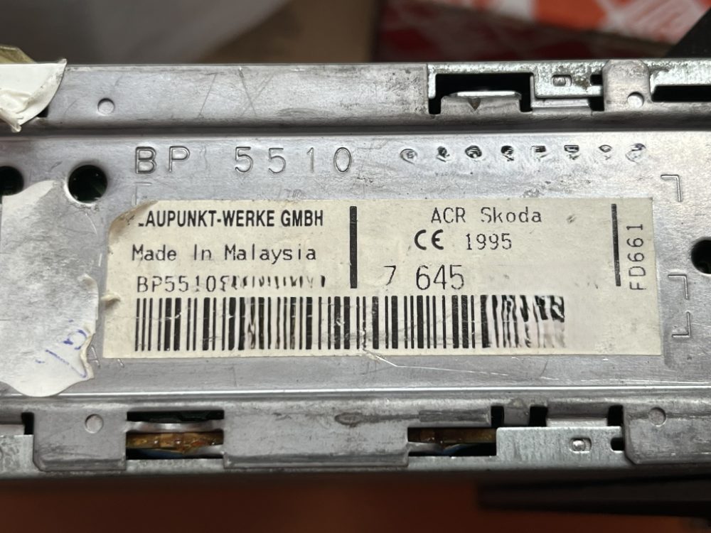 Originální autorádio BLAUPUNKT ACR ŠKODA - plně funkční Originální autorádio BLAUPUNKT ACR ŠKODA - plně funkční