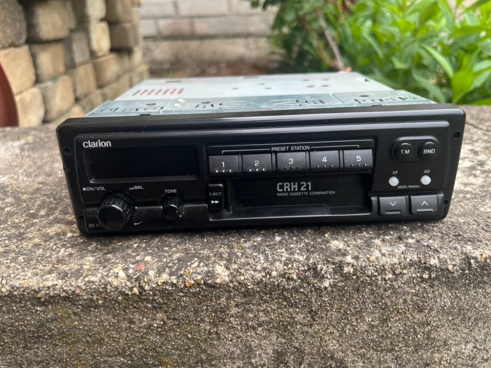 Autoradio CLARION CRH21 - retro, plně funkční Autoradio CLARION CRH21 - retro, plně funkční