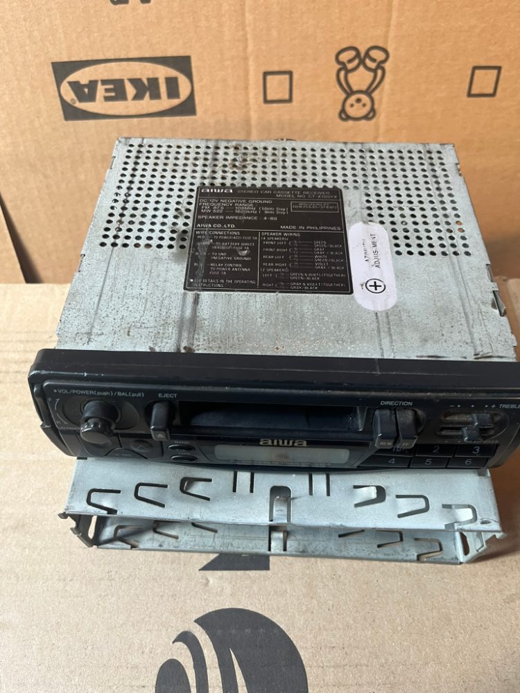 Autorádio AIWA CT-X105, RETRO plně funkční Autorádio AIWA CT-X105, RETRO plně funkční