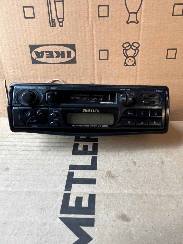 Autorádio AIWA CT-X105, RETRO plně funkční Autorádio AIWA CT-X105, RETRO plně funkční
