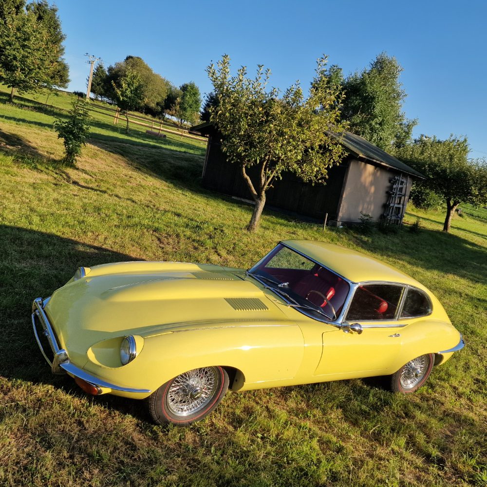 Jaguar E-Type 1 serie 4,2 2+2 rv.1968 po Renovaci Jaguar E-Type 1 serie 4,2 2+2 rv.1968 po Renovaci