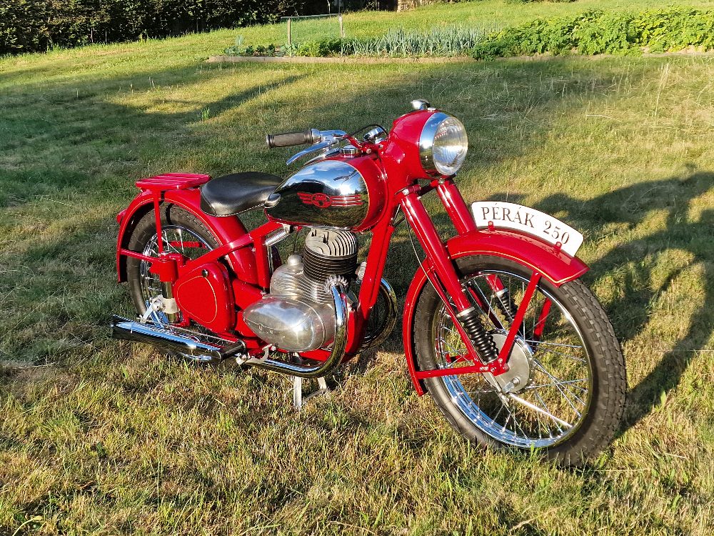 Jawa 250 pérák 1950 Po Renovaci