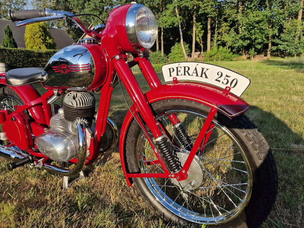 Jawa 250 pérák 1950 Po Renovaci