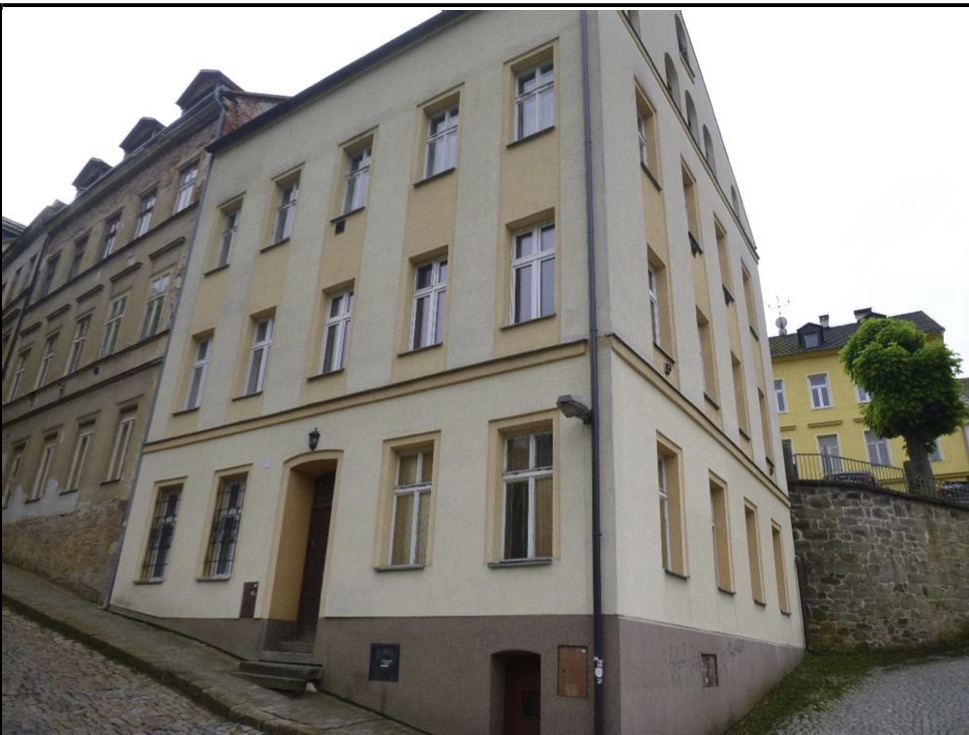BJ Karlovy Vary, 2+KK, podl. Pl. 39 m2
