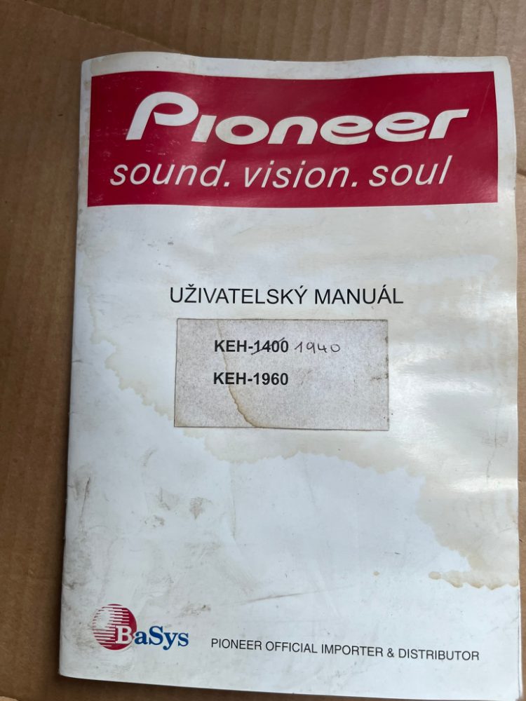Autorádio PIONEER KEH - 1940, plně funkční Autorádio PIONEER KEH - 1940, plně funkční