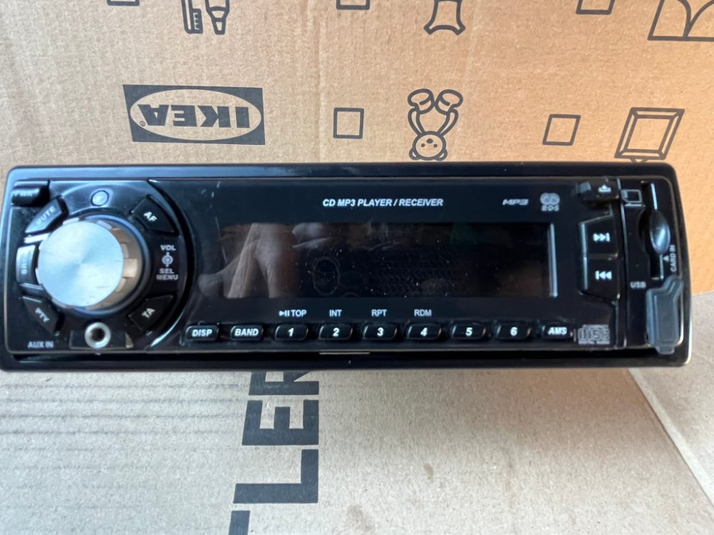 Autorádio YASHICA C905E MP3,USB,SD,AUX funkční Autorádio YASHICA C905E MP3,USB,SD,AUX funkční