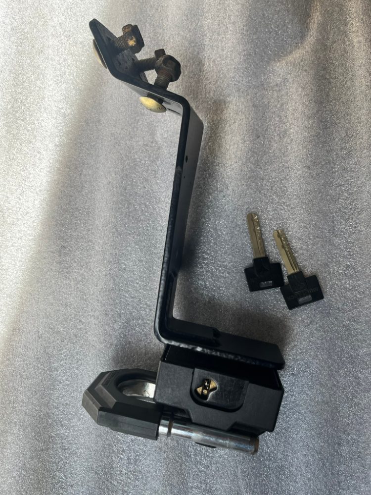 MULTLOCK zamykání zpátečky FAVORIT MULTLOCK zamykání zpátečky FAVORIT