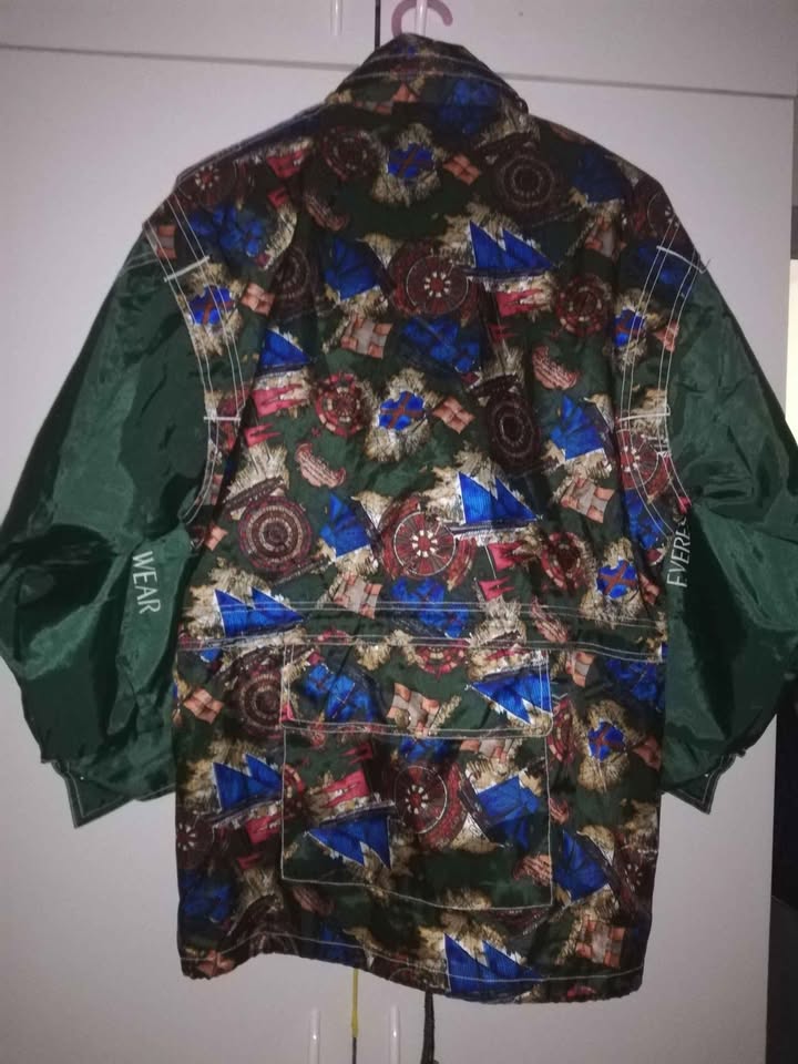 Bunda Everest vel.42/44 Bunda Everest vel.42/44