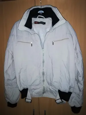 Lehoučká bundička New Fashion vel.L