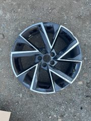 Disk VEGA - SCALA / KAMIQ 18" poškozený