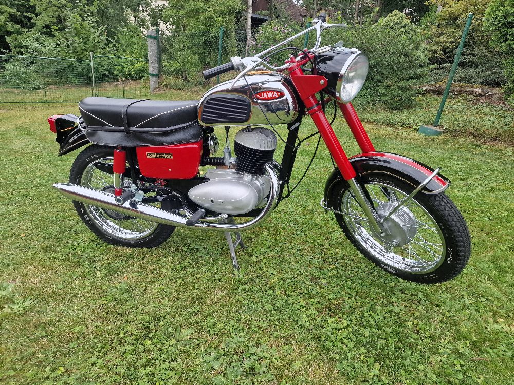 Jawa 250 Californian Po Renovaci