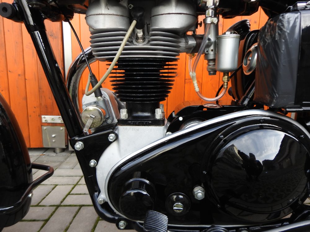 AJS 350 M16 1954 po renovaci AJS 350 M16 1954 po renovaci