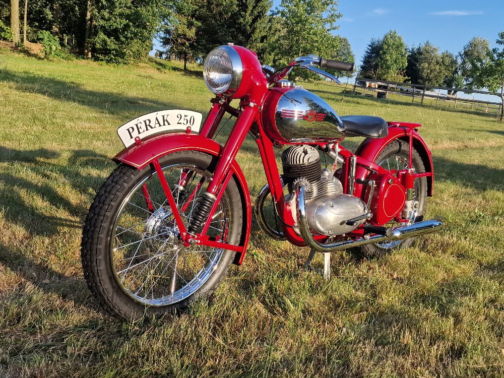 Jawa 250 pérák 1950 Po Renovaci