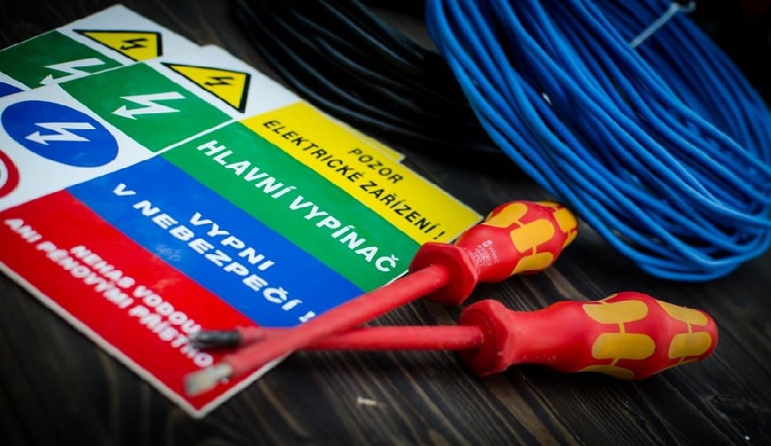 🔥 AUTOELEKTRIKÁŘ – NĚMECKO | OD 22 €/HOD. | 60 KM OD STRÁŽNÉHO
