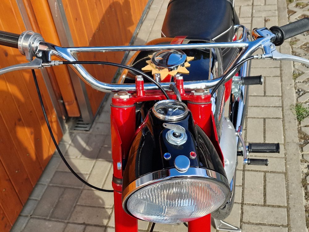 Jawa 250-590/05 Po Renovaci – fotografie 2