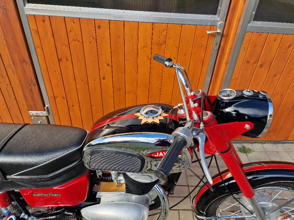 Jawa 250-590/05 Po Renovaci – fotografie 5