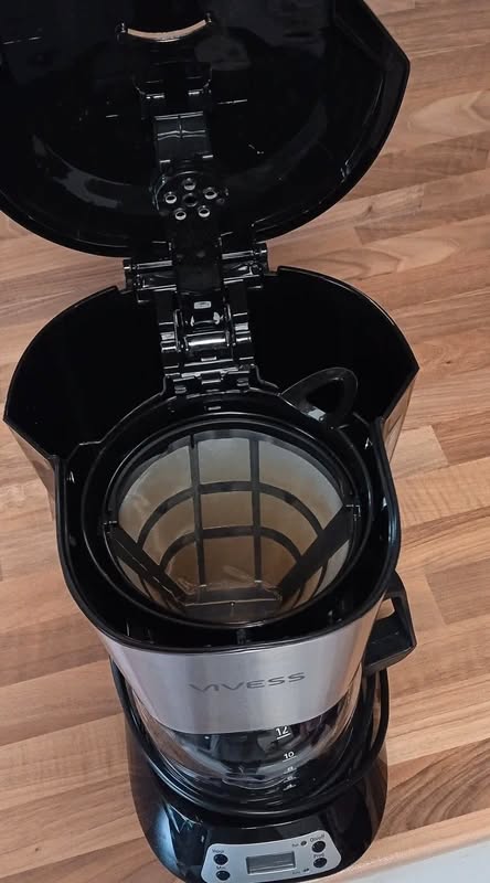 Automatický kávovar Vivess VS-8237713 – fotografie 3